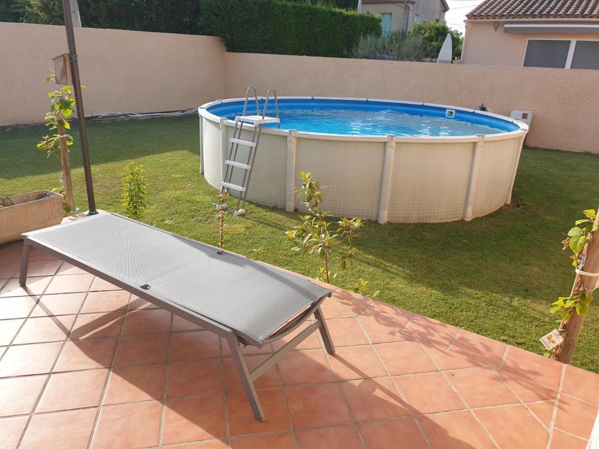 Petite Maison Meublee Entre Avignon Et Carpentras Morieres-les-Avignon Bagian luar foto