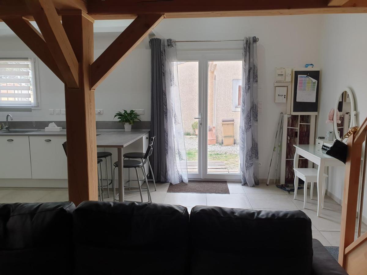 Petite Maison Meublee Entre Avignon Et Carpentras Morieres-les-Avignon Bagian luar foto