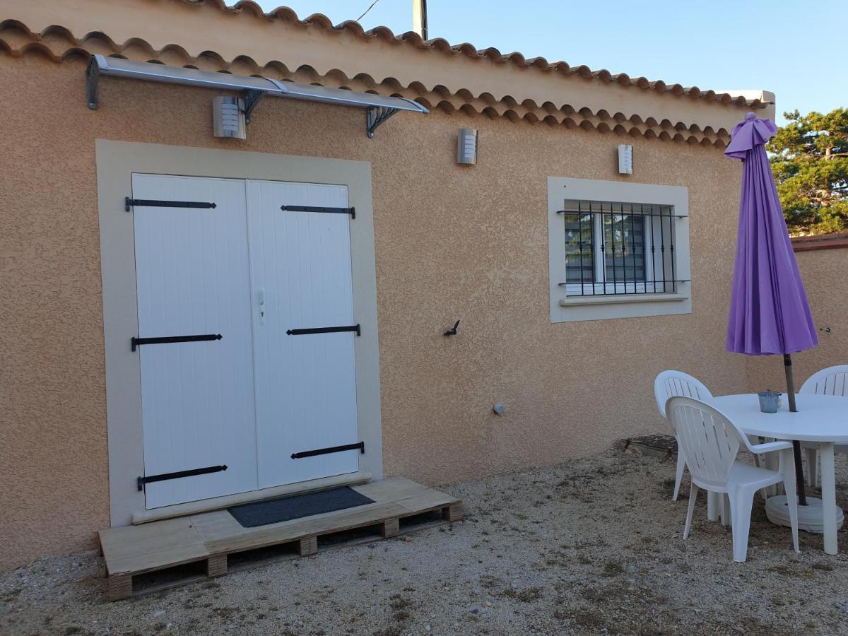 Petite Maison Meublee Entre Avignon Et Carpentras Morieres-les-Avignon Bagian luar foto
